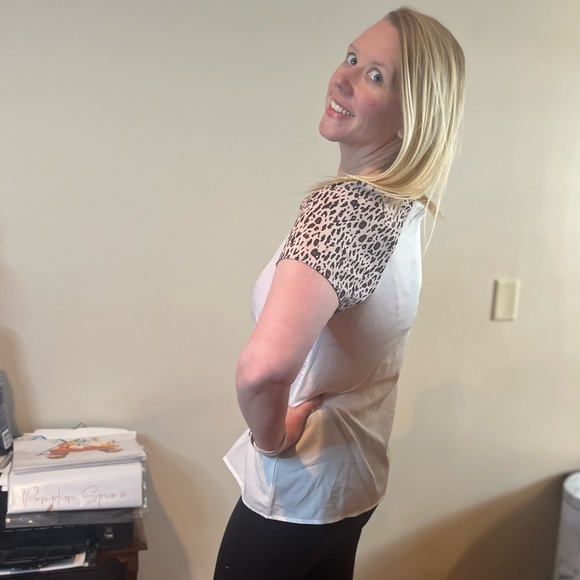 BUNDLE ONLY FHQ Collection White Animal Print Blouse - Picture 2 of 7